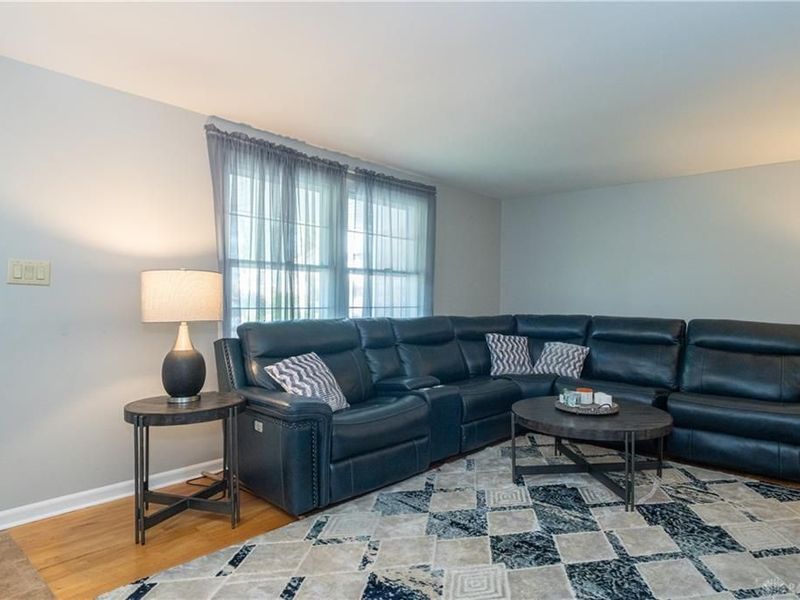 4939 Sweetbirch Drive, Riverside, OH 45424 Photo 8