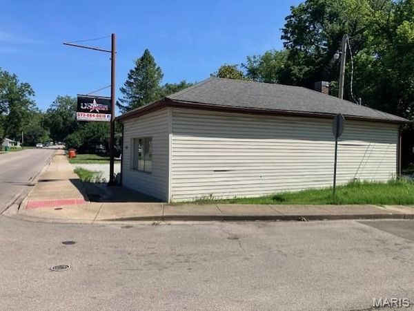 302 Potosi Street , Farmington, MO 63640