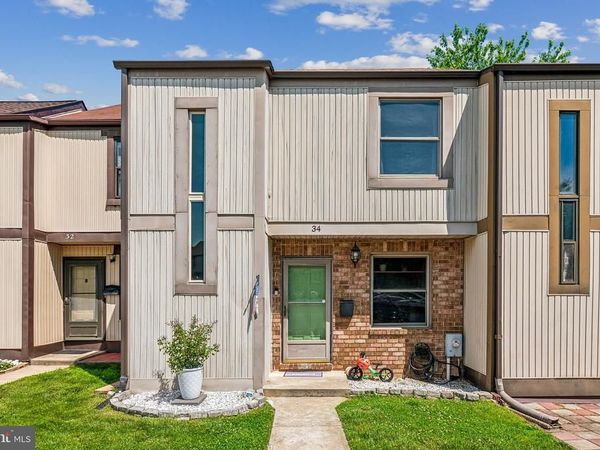 34 HELMSMAN COURT, ESSEX, MD 21221