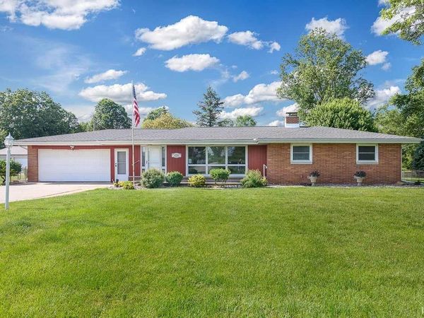 4236 Midway Road, Elkhart, IN 46517