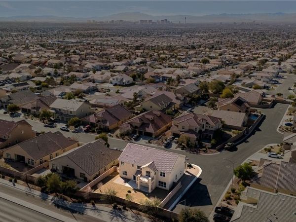 1550 Midnight Cowboy Court, Las Vegas, NV 89110