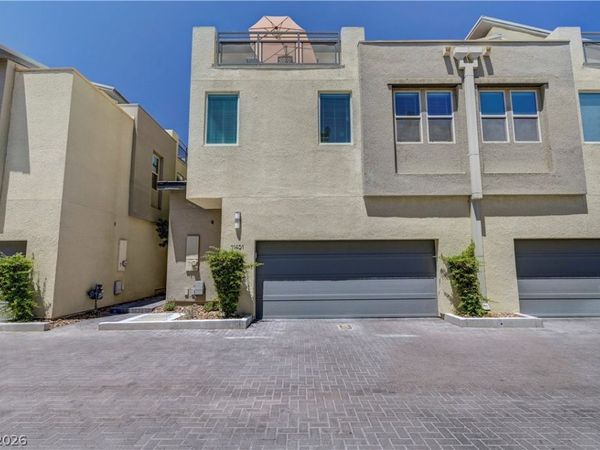 11401 Gravitation Drive, Las Vegas, NV 89135