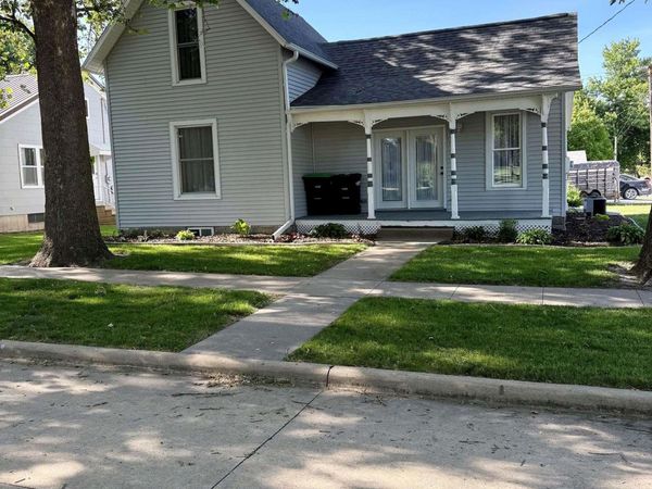 110 W 2nd Street W, Wayland, IA 52654