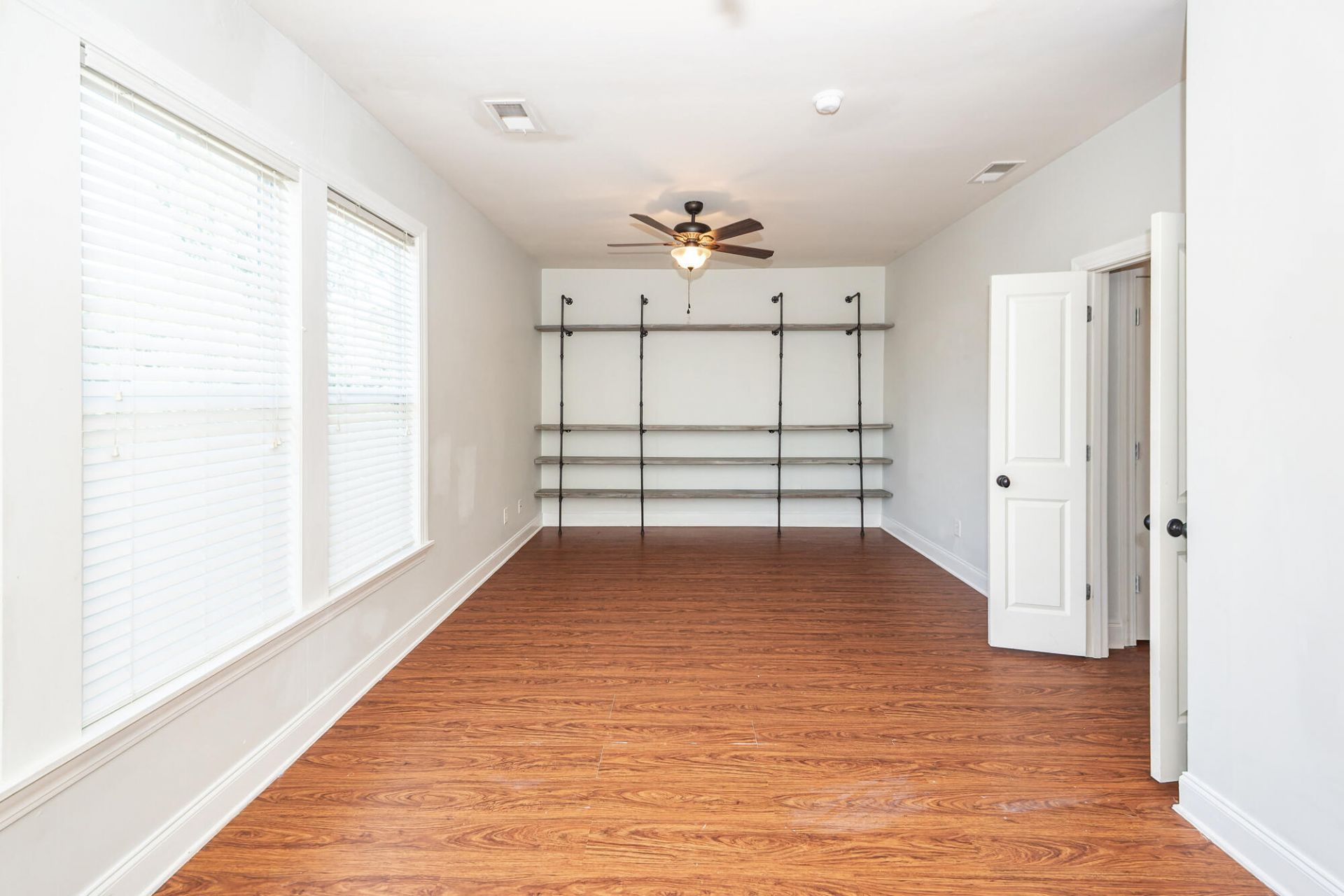 1412 Widows Court Photo 33
