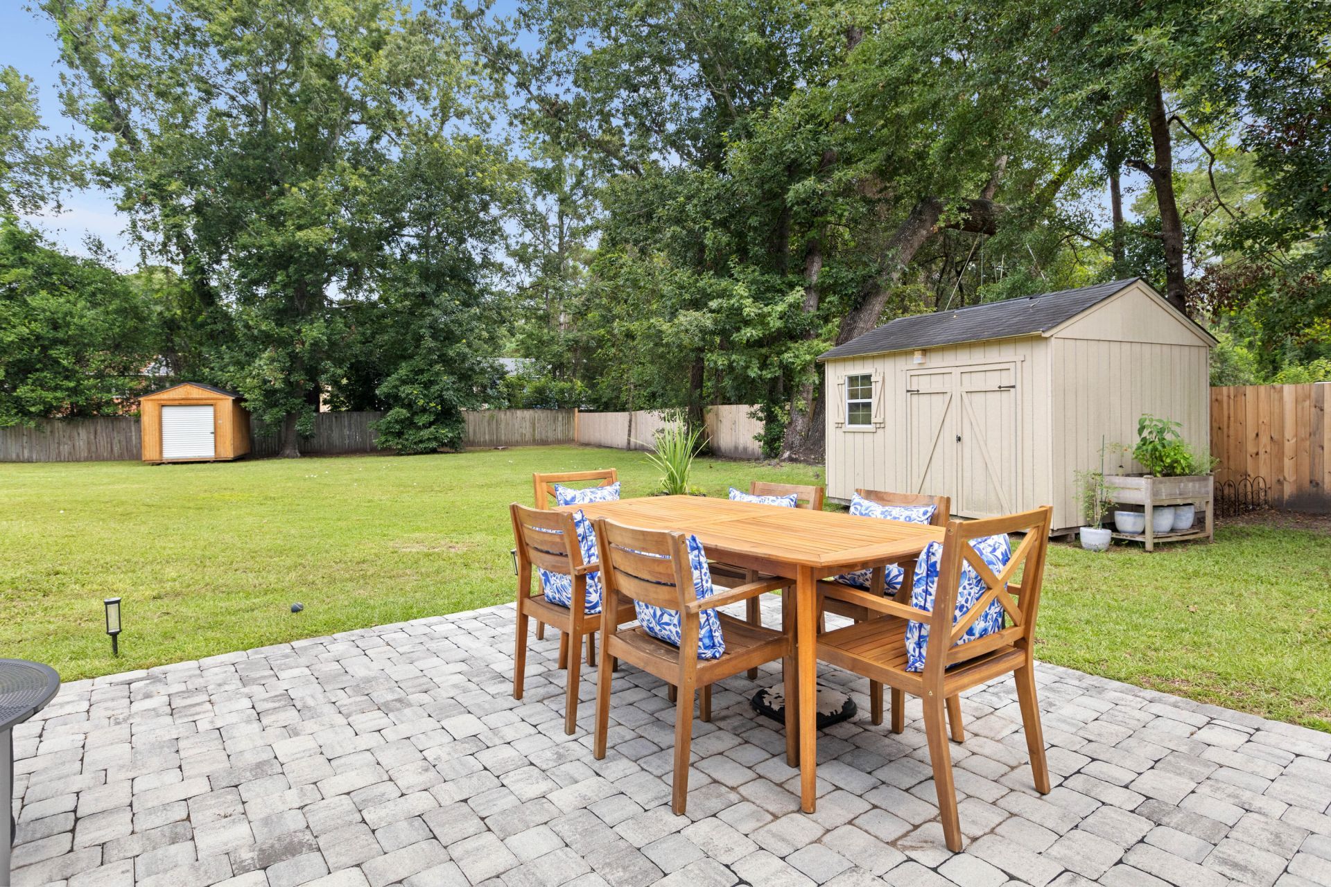 1126 Pleasant Pines Road Photo 16