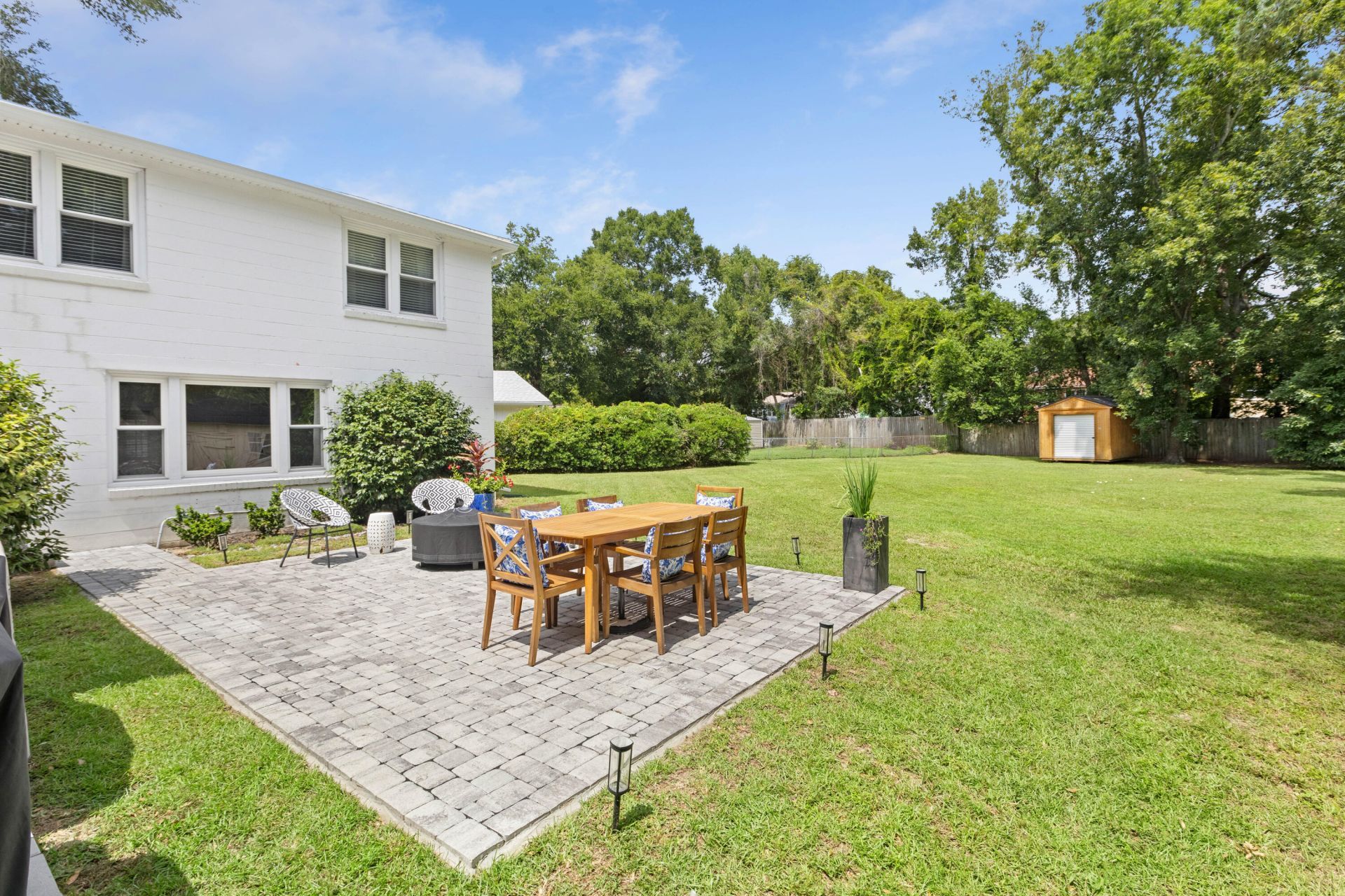 1126 Pleasant Pines Road Photo 8