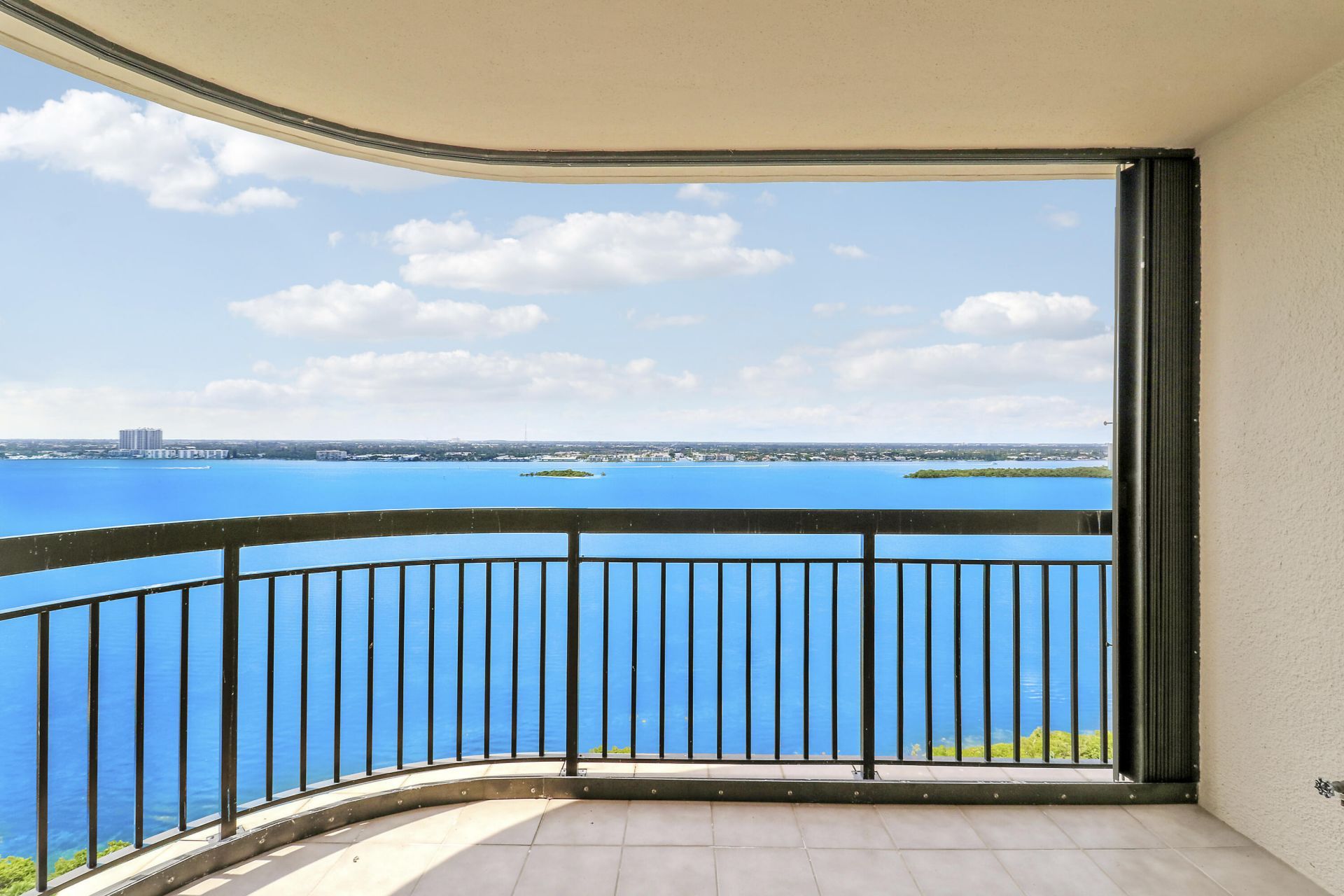 5380 N Ocean Drive, Unit 22j, Singer Island, FL 33404 Photo