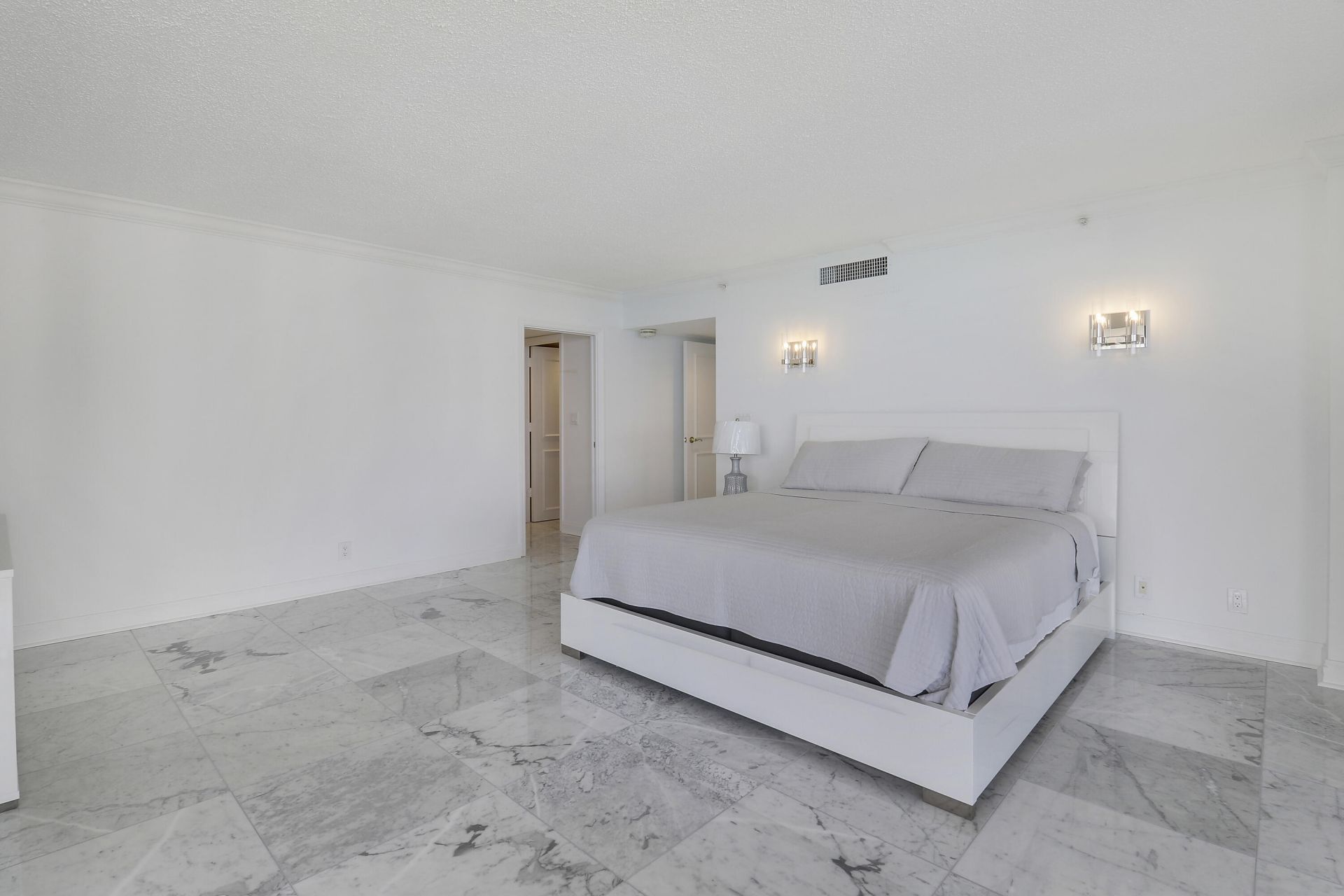 5380 N Ocean Drive, Unit 22j, Singer Island, FL 33404 Photo