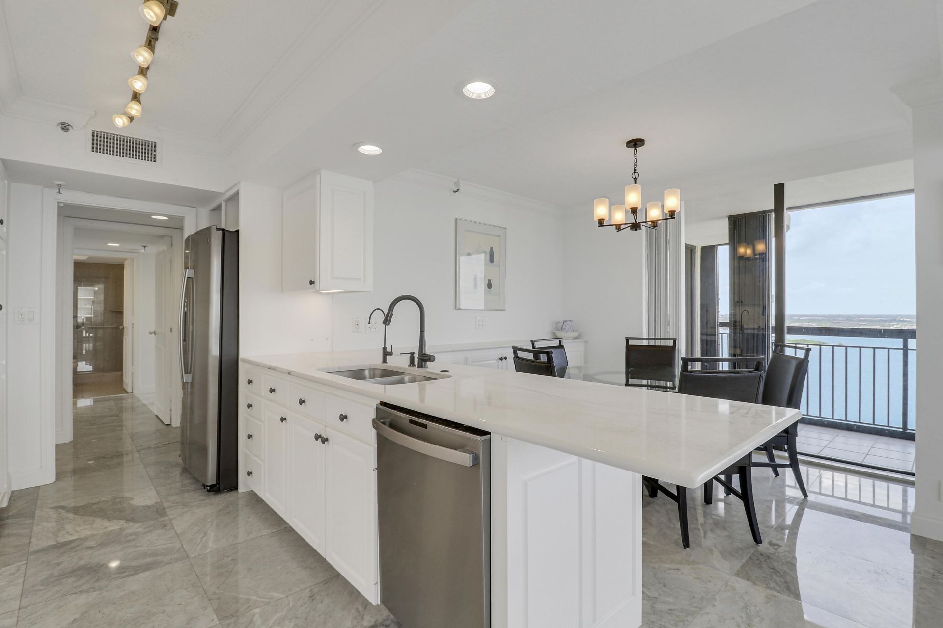 5380 N Ocean Drive, Unit 22j, Singer Island, FL 33404 Photo