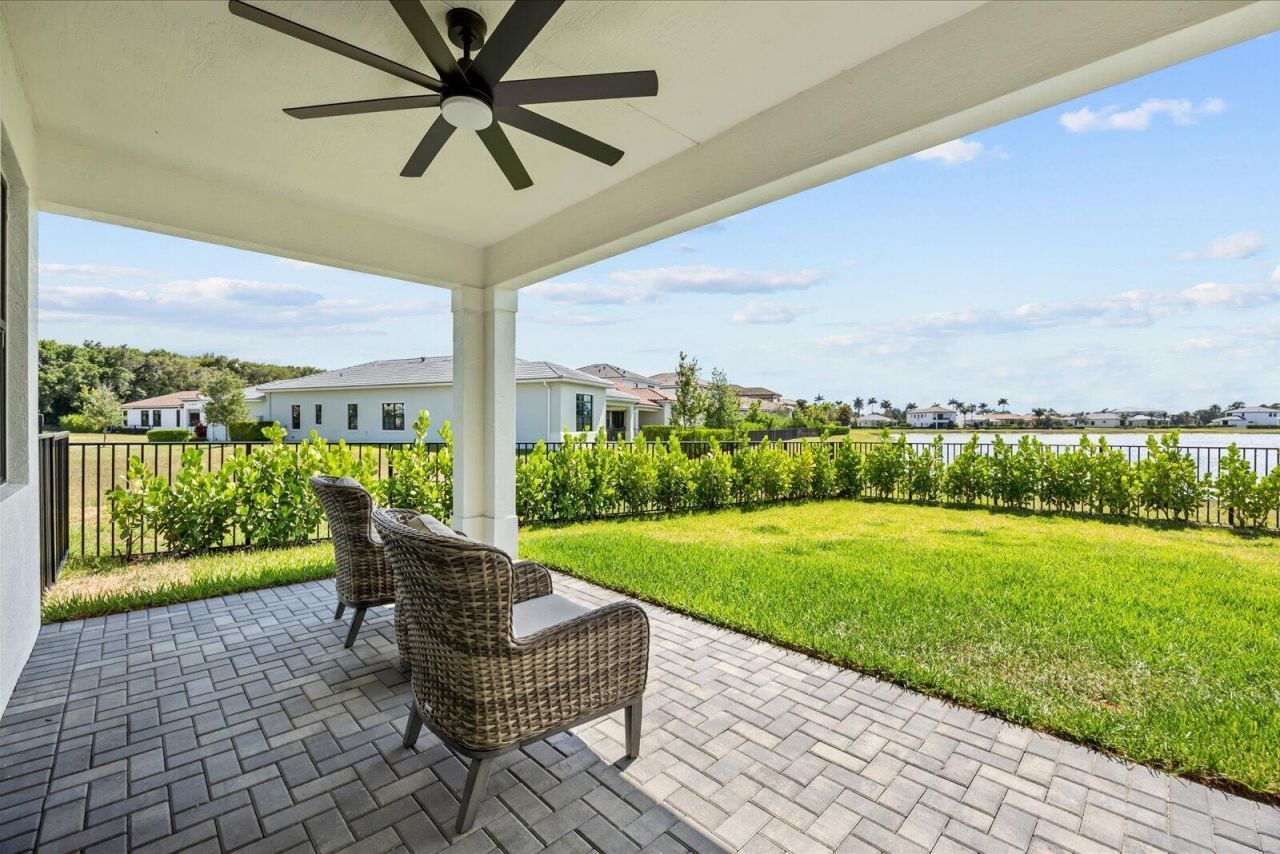 489 SE Fascino Circle, Port Saint Lucie, FL 34984 Photo