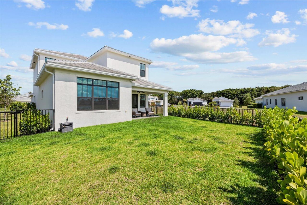 489 SE Fascino Circle, Port Saint Lucie, FL 34984 Photo