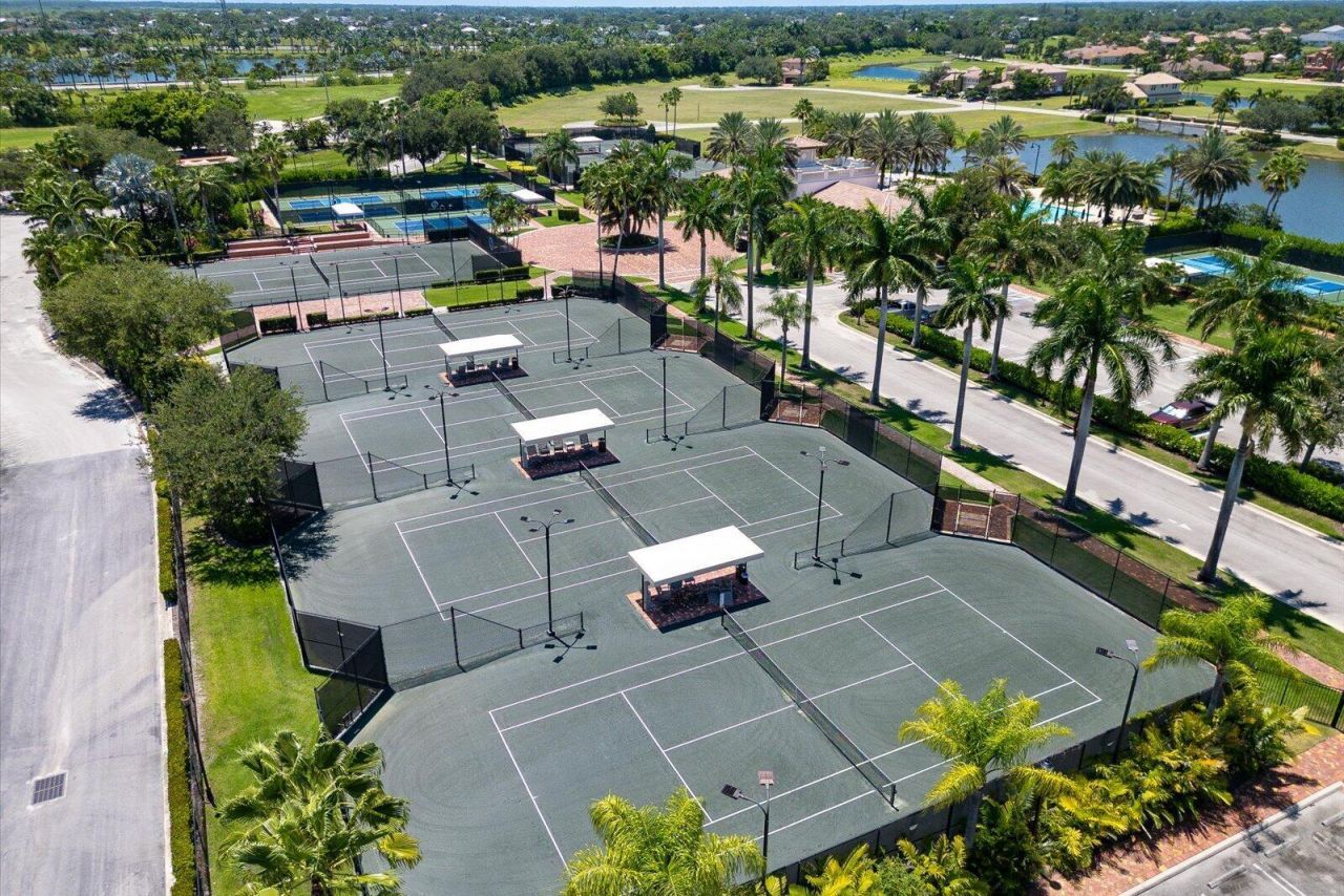 489 SE Fascino Circle, Port Saint Lucie, FL 34984 Photo