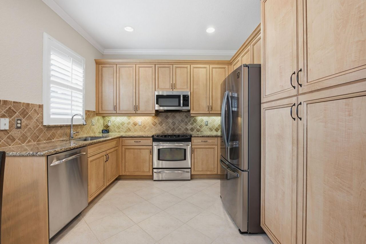 7850 Red Mahogany Road, Boynton Beach, FL 33437 Photo