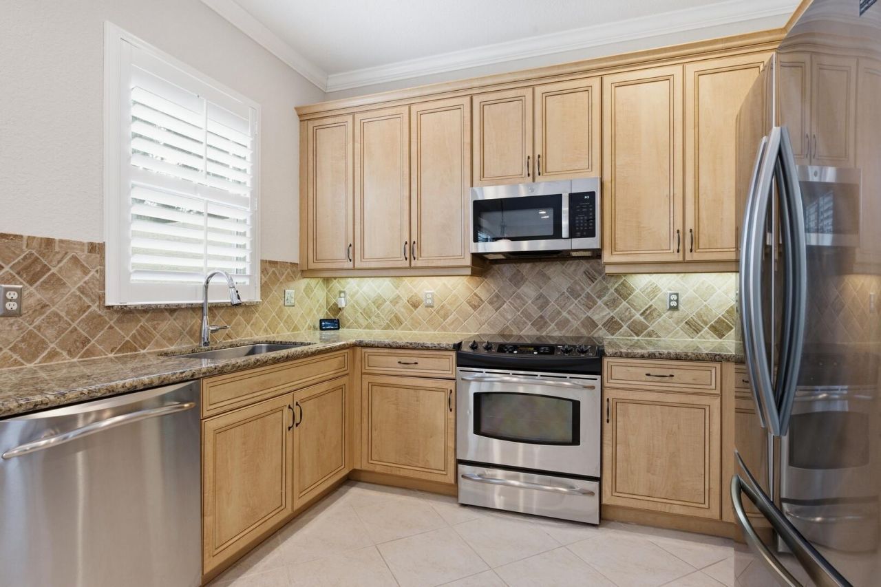 7850 Red Mahogany Road, Boynton Beach, FL 33437 Photo