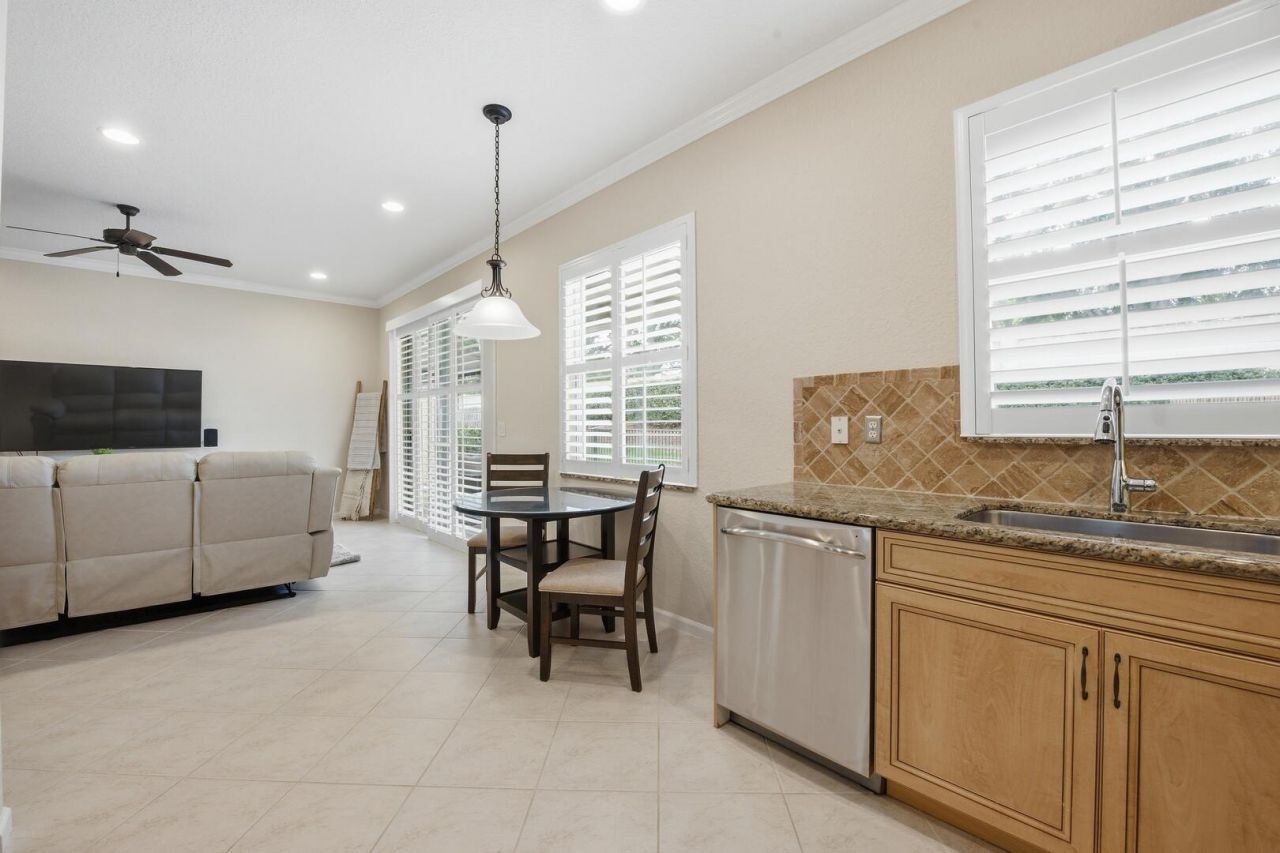7850 Red Mahogany Road, Boynton Beach, FL 33437 Photo
