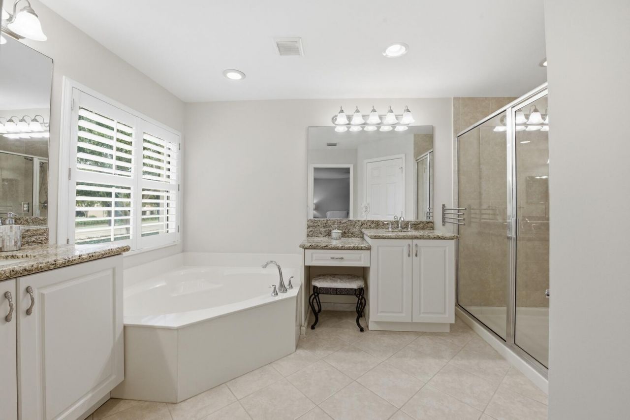 7850 Red Mahogany Road, Boynton Beach, FL 33437 Photo