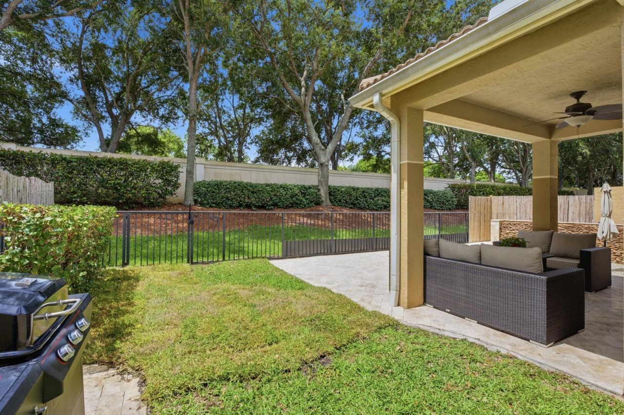 7850 Red Mahogany Road, Boynton Beach, FL 33437 Photo