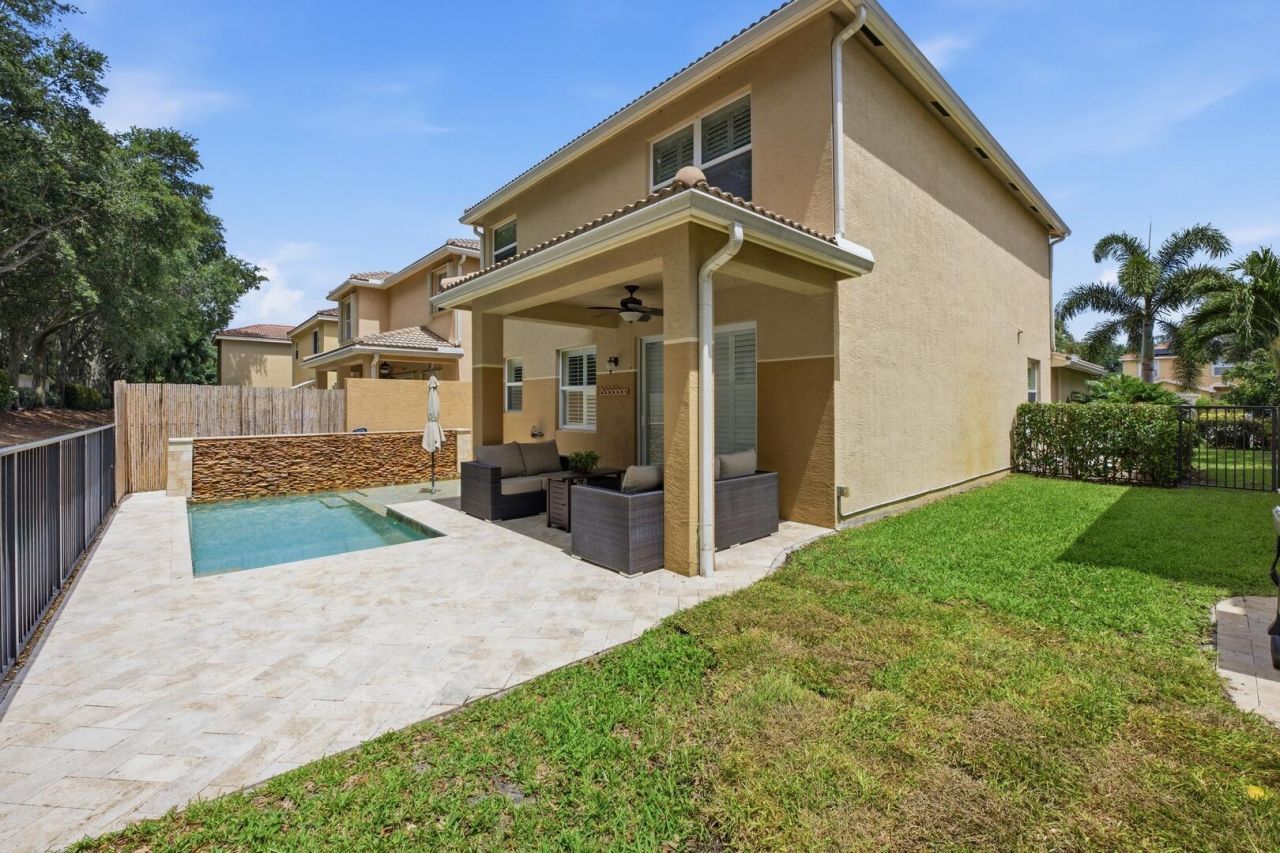 7850 Red Mahogany Road, Boynton Beach, FL 33437 Photo