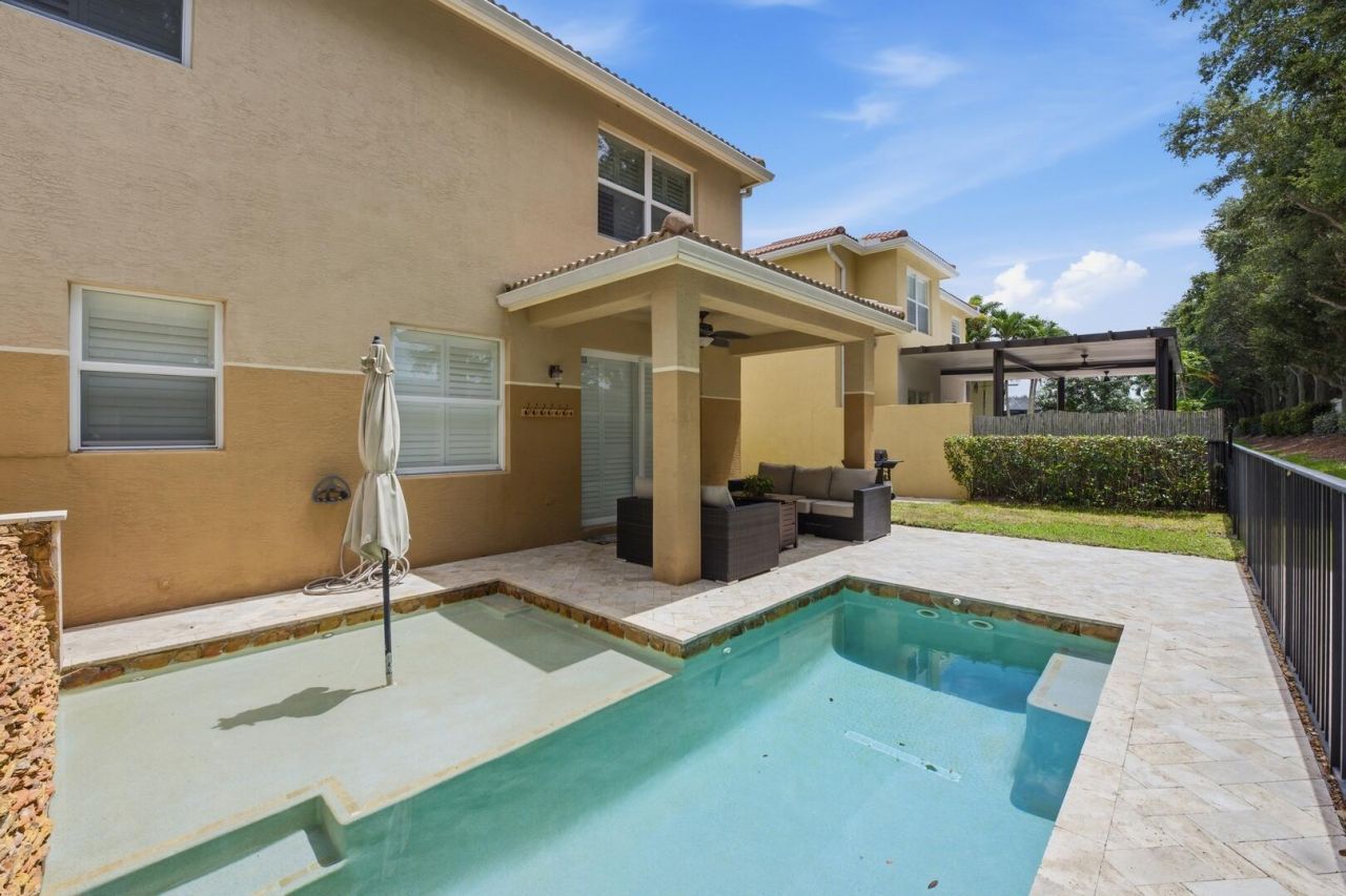 7850 Red Mahogany Road, Boynton Beach, FL 33437 Photo