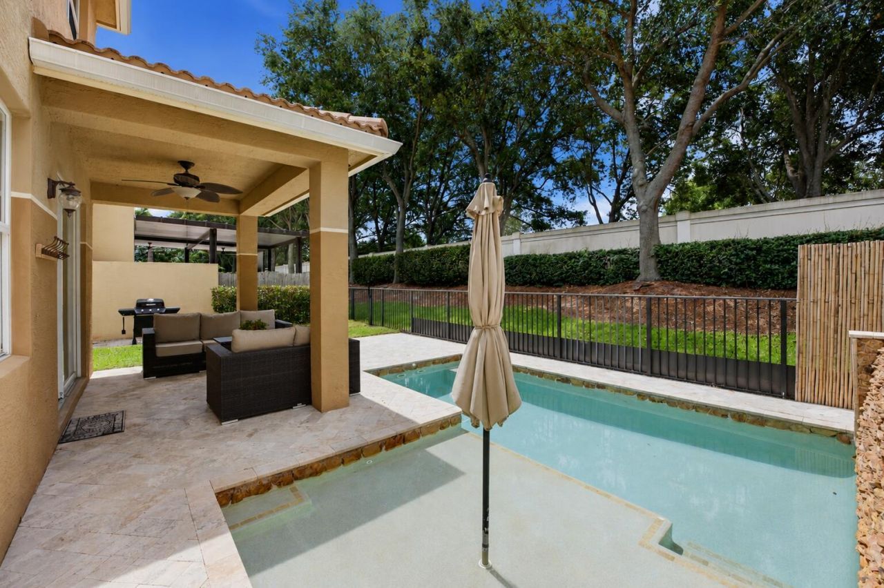 7850 Red Mahogany Road, Boynton Beach, FL 33437 Photo