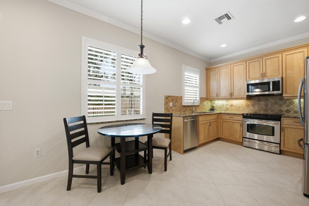 7850 Red Mahogany Road, Boynton Beach, FL 33437 Photo