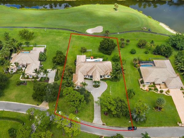 8905 Marlamoor Lane, West Palm Beach, FL 33412
