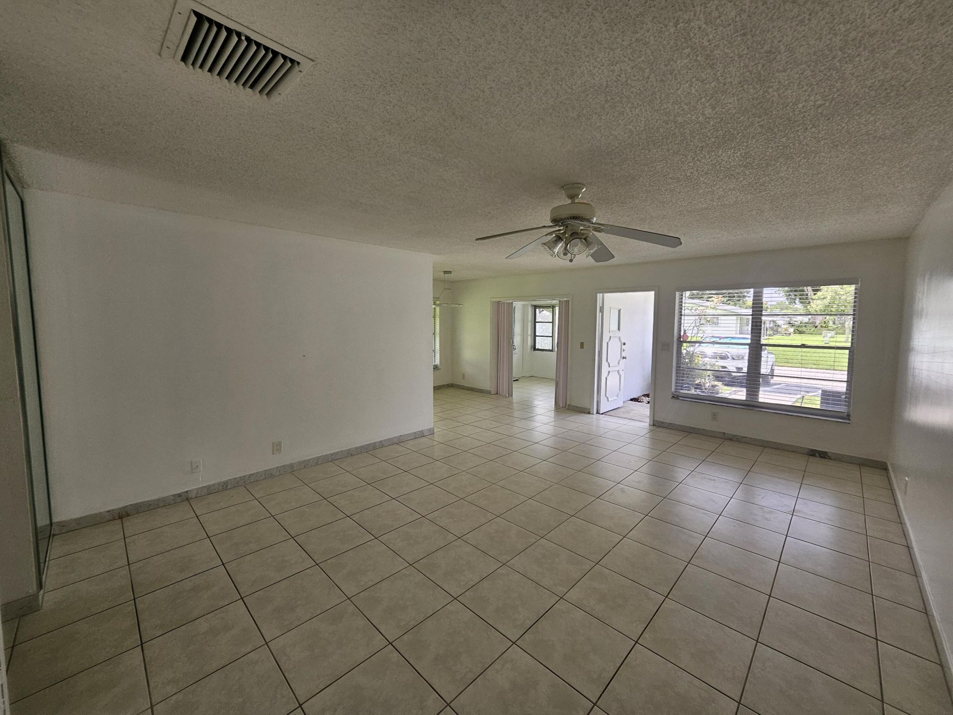 8431 NW 12th Street, Unit D68, Plantation, FL 33322 Photo