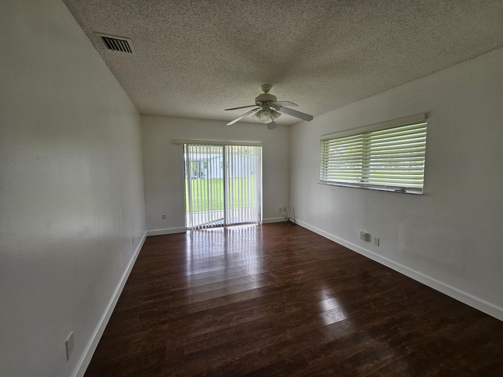8431 NW 12th Street, Unit D68, Plantation, FL 33322 Photo