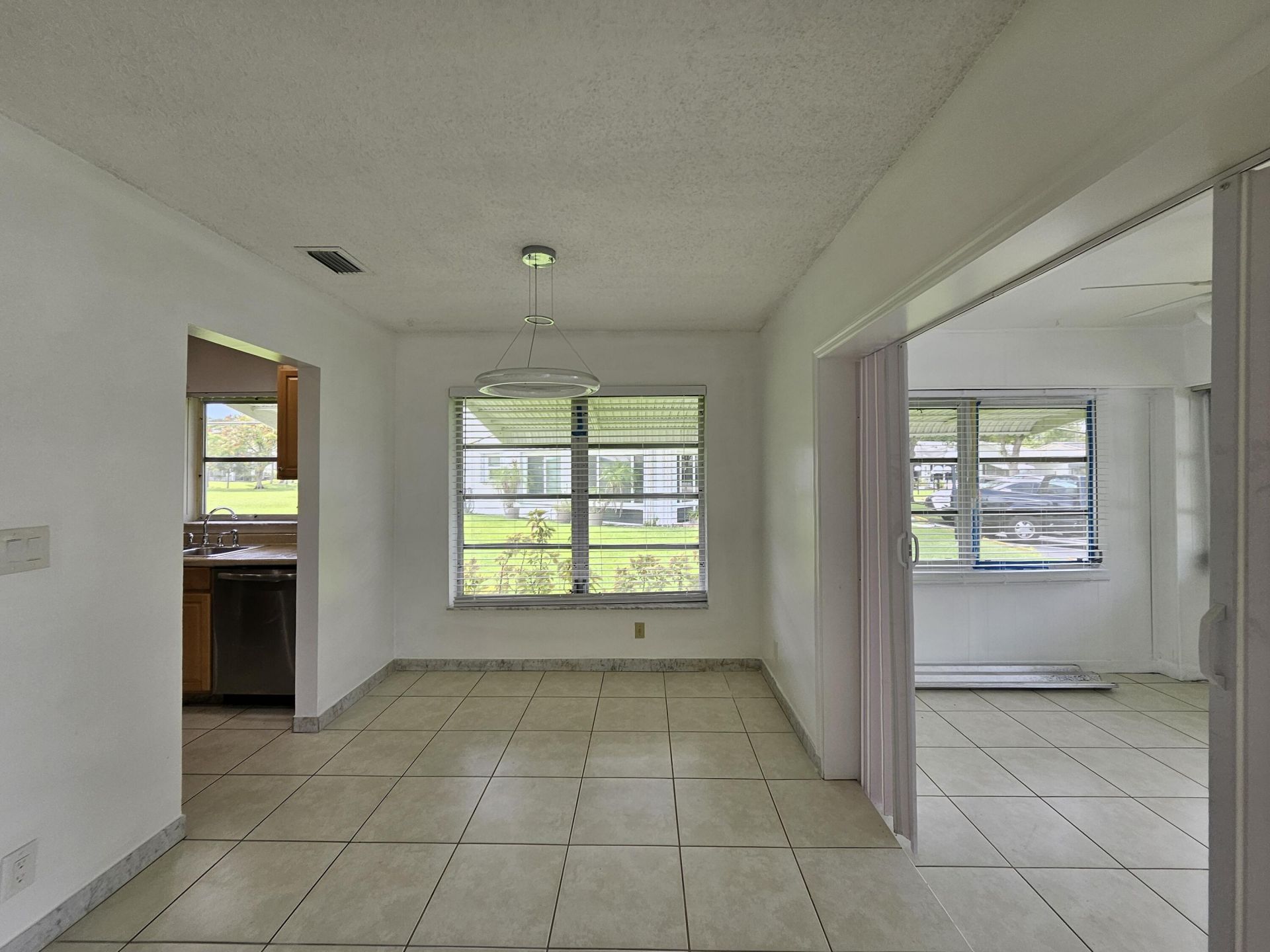 8431 NW 12th Street, Unit D68, Plantation, FL 33322 Photo
