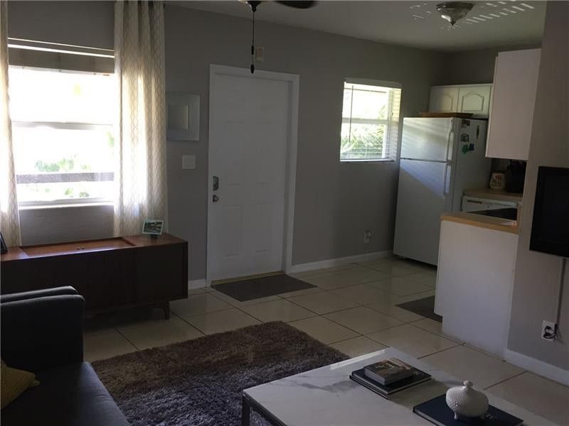 2741 NE 8th Avenue, Unit 14, Wilton Manors, FL 33334 Photo