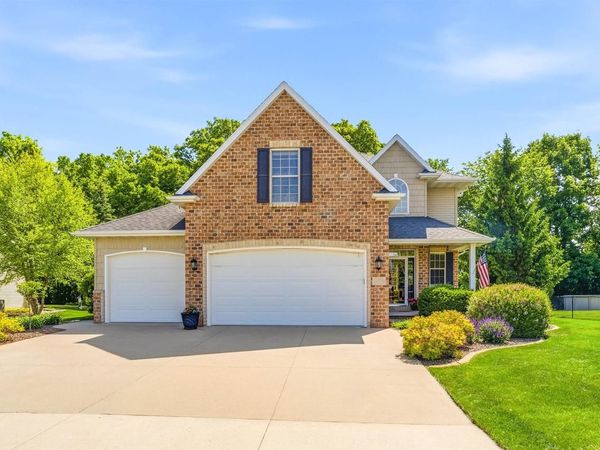 1594 KINGSWOOD DRIVE, Neenah, WI 54956