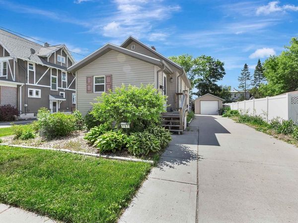 707 E RANDALL STREET, Appleton, WI 54911