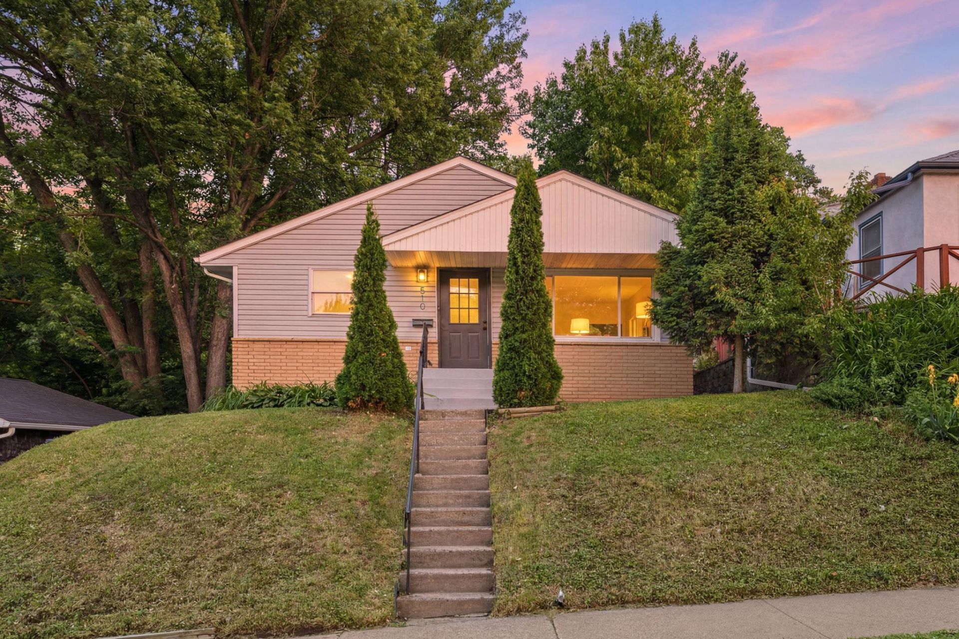 510 Wyoming Street E, Saint Paul, MN 55107