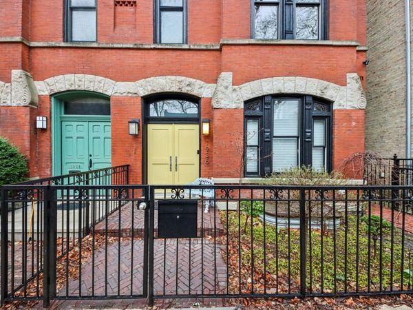 1936 N Hudson Avenue , Chicago, IL 60614