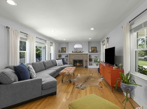 Main Photo