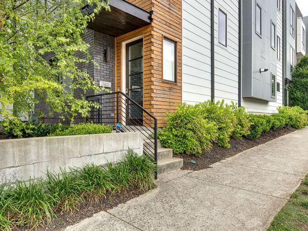 800 13th Ave S, Nashville, TN 37203