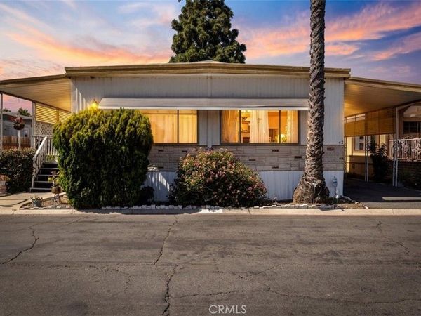 300 N Rampart Street, Unit 42, Orange, CA 92868