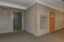 619 King Street  photo 4