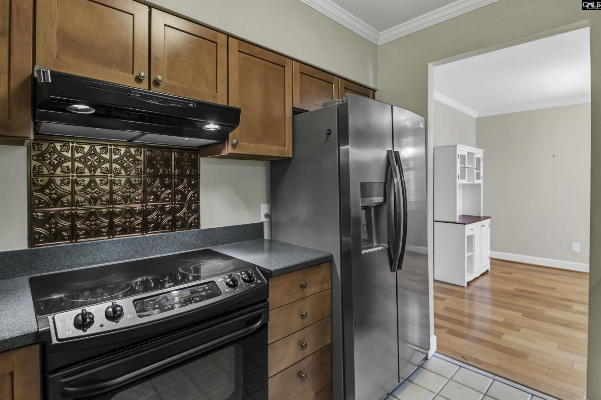 619 King Street  Photo 8