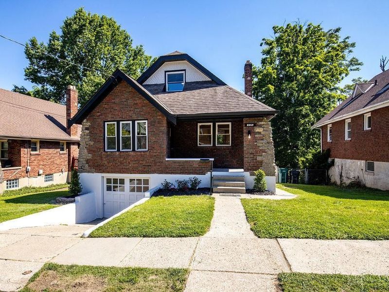 4057 Vinedale Avenue, Cincinnati, OH 45205 Photo 2