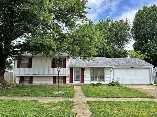 204 S 21st Street, Vincennes, IN 47591