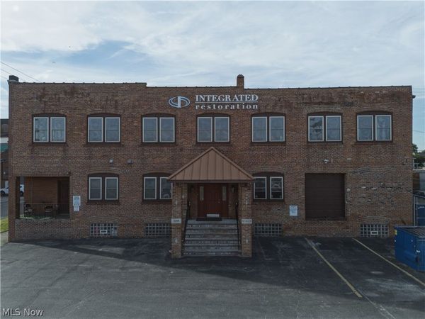3348 St Clair Avenue NE, Cleveland, OH 44114