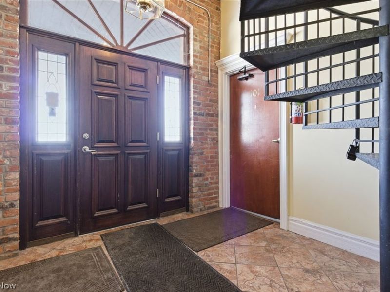 3348 St Clair Avenue NE, Cleveland, OH 44114 Photo 26