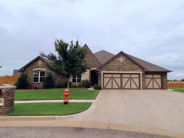 14600 Wayfield Circle, Oklahoma City, OK 73142