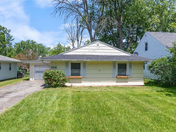 206 English Road , Rochester, NY 14616