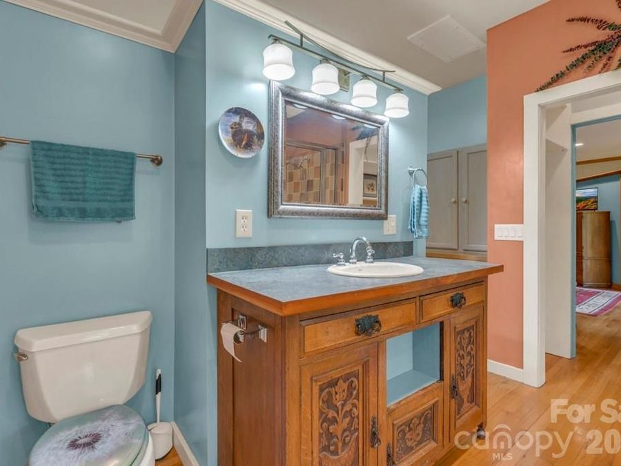Property Image 38