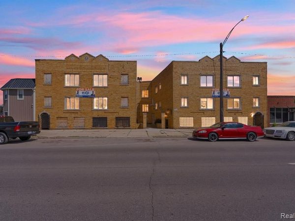 15523 Mack Avenue , Detroit, MI 48224