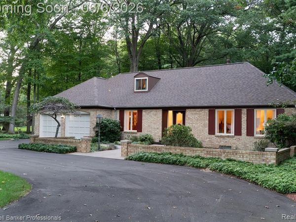 3969 Braeburn Drive, Norton Shores, MI 49441