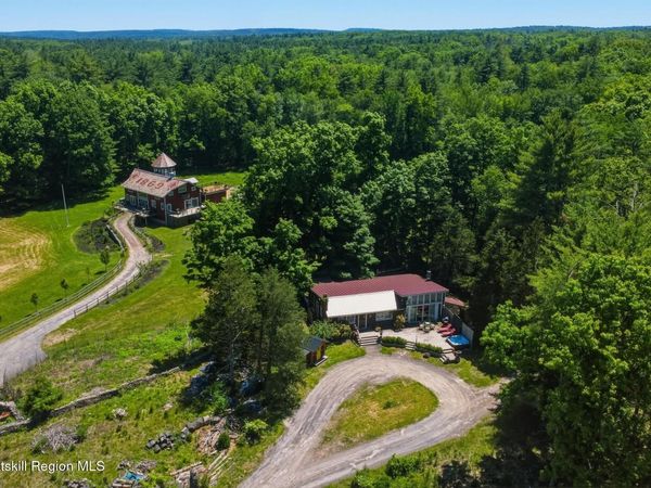5 & 7 Downer Lane, Woodstock, NY 12498