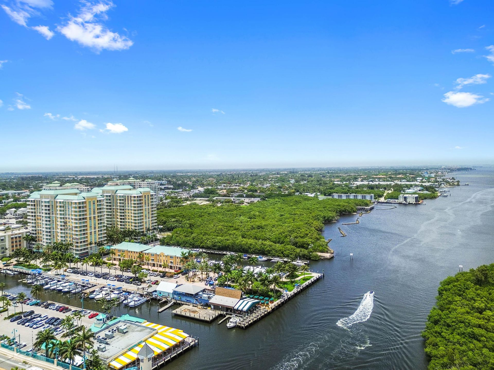 625 Casa Loma Boulevard, Unit 909, Boynton Beach, FL 33435 Photo